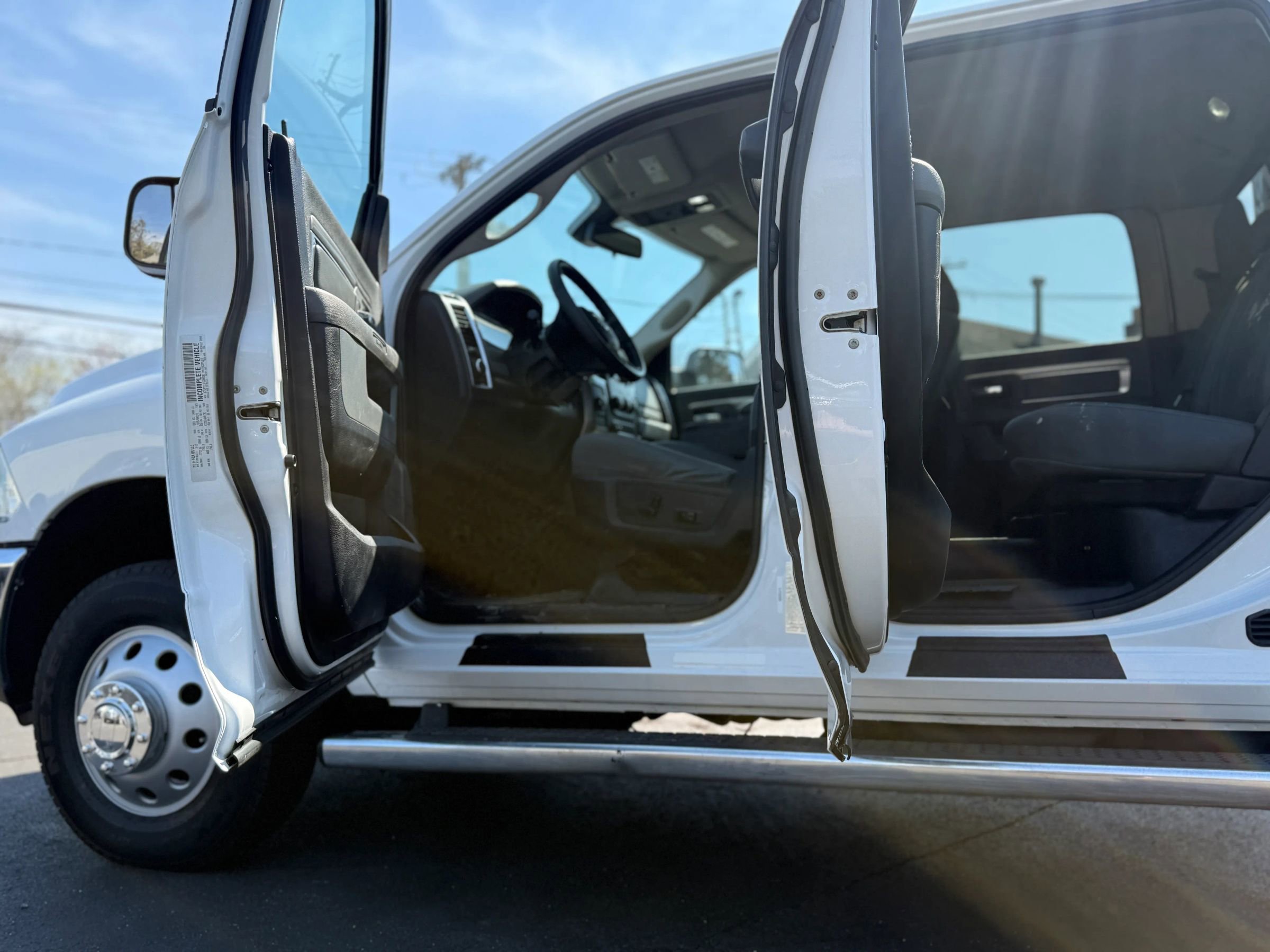 Used 2015 RAM 3500 SLT w/ Quick Order Package 29G SLT AWD/4WD image 29