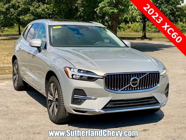 Used 2023 Volvo XC60 T8 Plus image 1