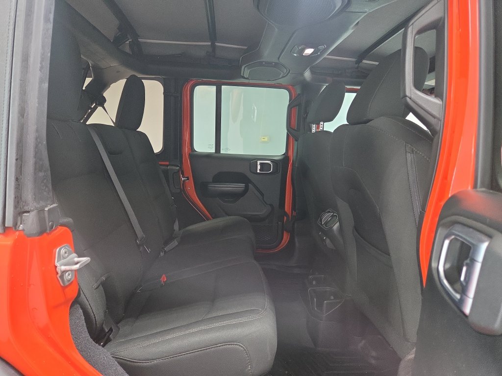 Used 2018 Jeep Wrangler Unlimited Sport S AWD/4WD image 17