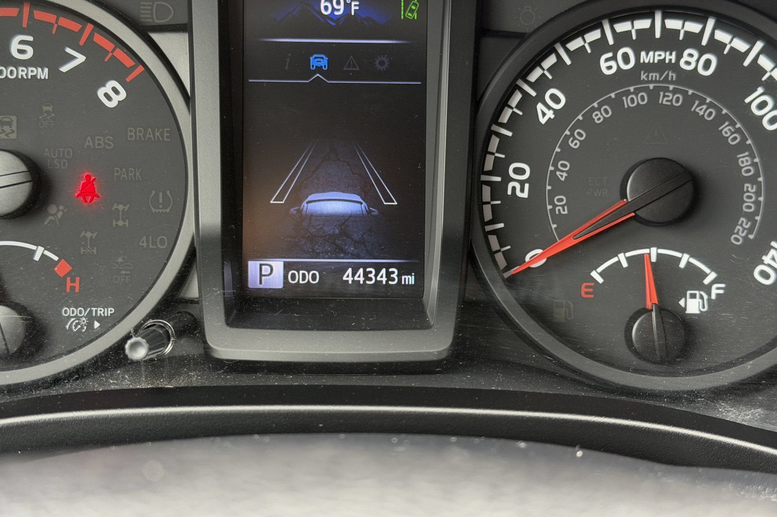 Used 2021 Toyota Tacoma SR RWD image 24