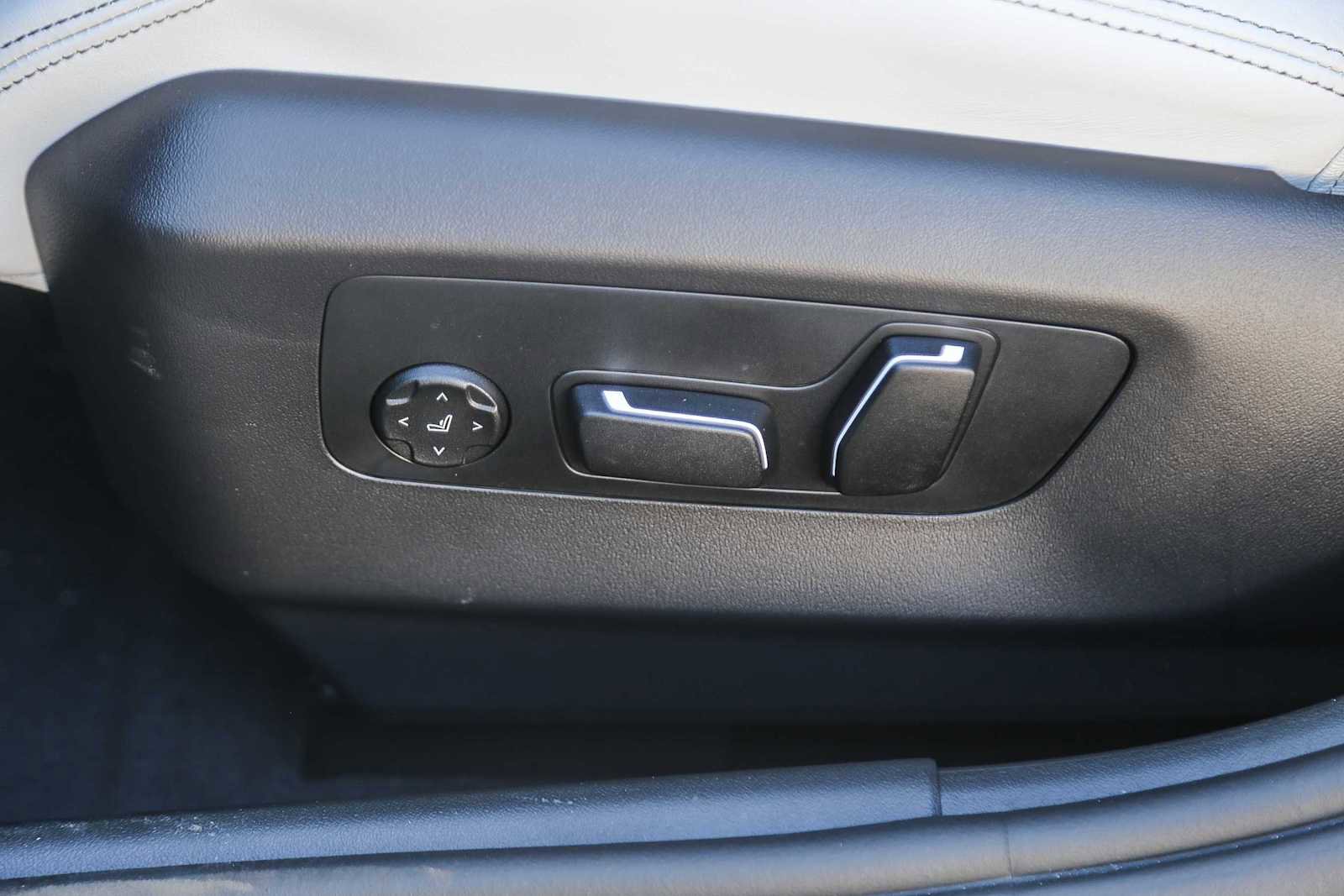 New 2026 BMW M5 Touring image 18