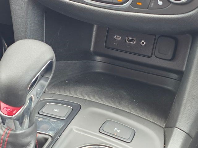 Used 2023 Chevrolet Equinox RS AWD/4WD image 34