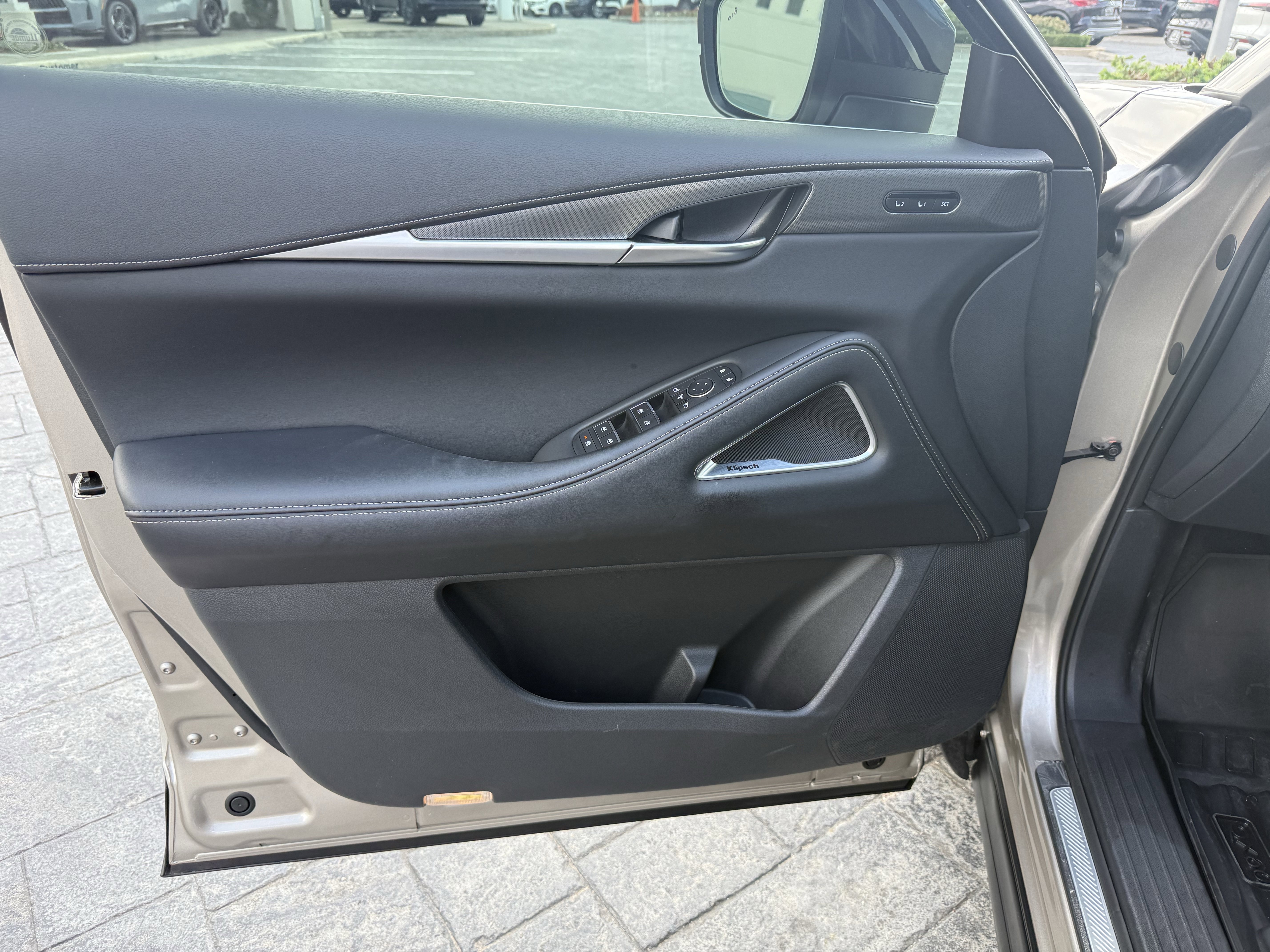 Certified 2026 INFINITI QX60 Luxe w/ Cargo Package FWD image 10