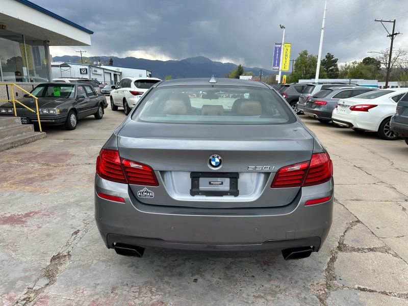 Used 2015 BMW 550i Sedan image 6