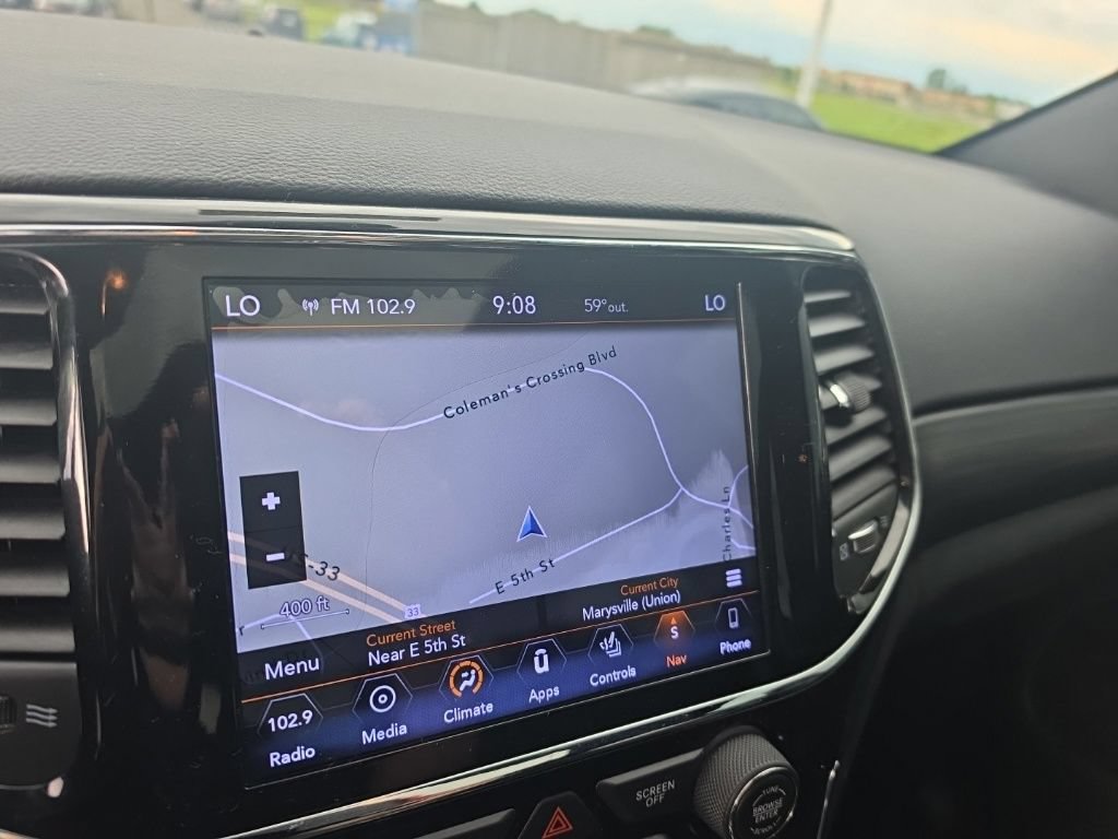 Used 2019 Jeep Grand Cherokee Altitude AWD/4WD image 19