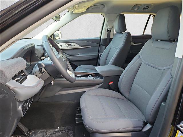 New 2026 Ford Explorer Active image 4