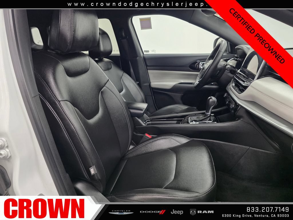 Certified 2025 Jeep Compass Limited AWD/4WD image 10