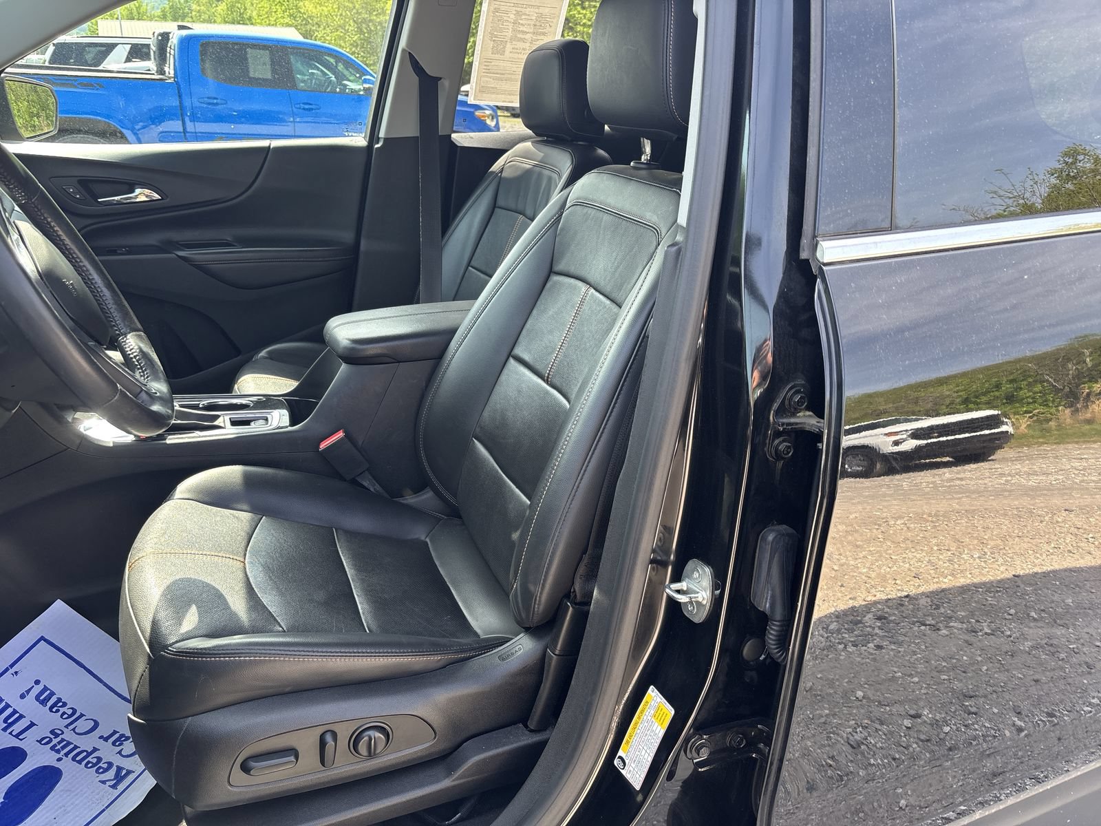 Used 2022 Chevrolet Equinox Premier FWD image 14