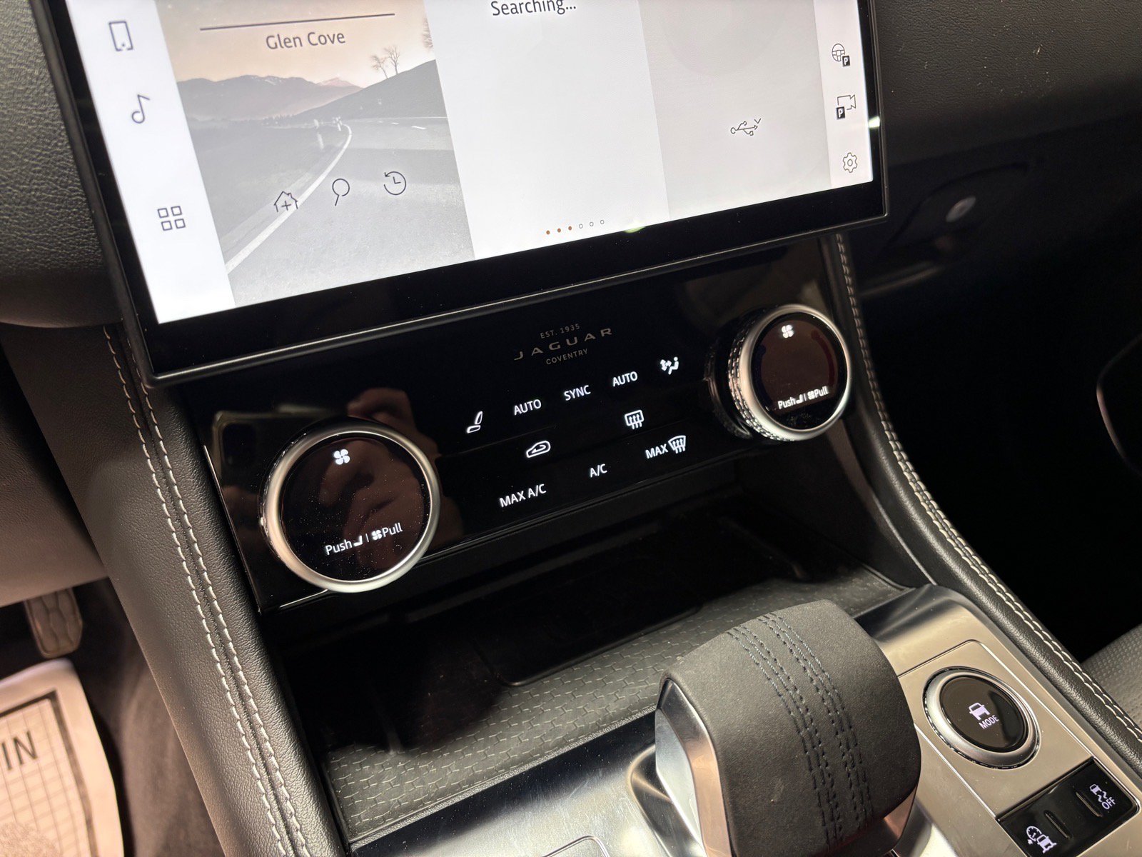 New 2026 Jaguar F-PACE R-Dynamic S AWD/4WD image 16