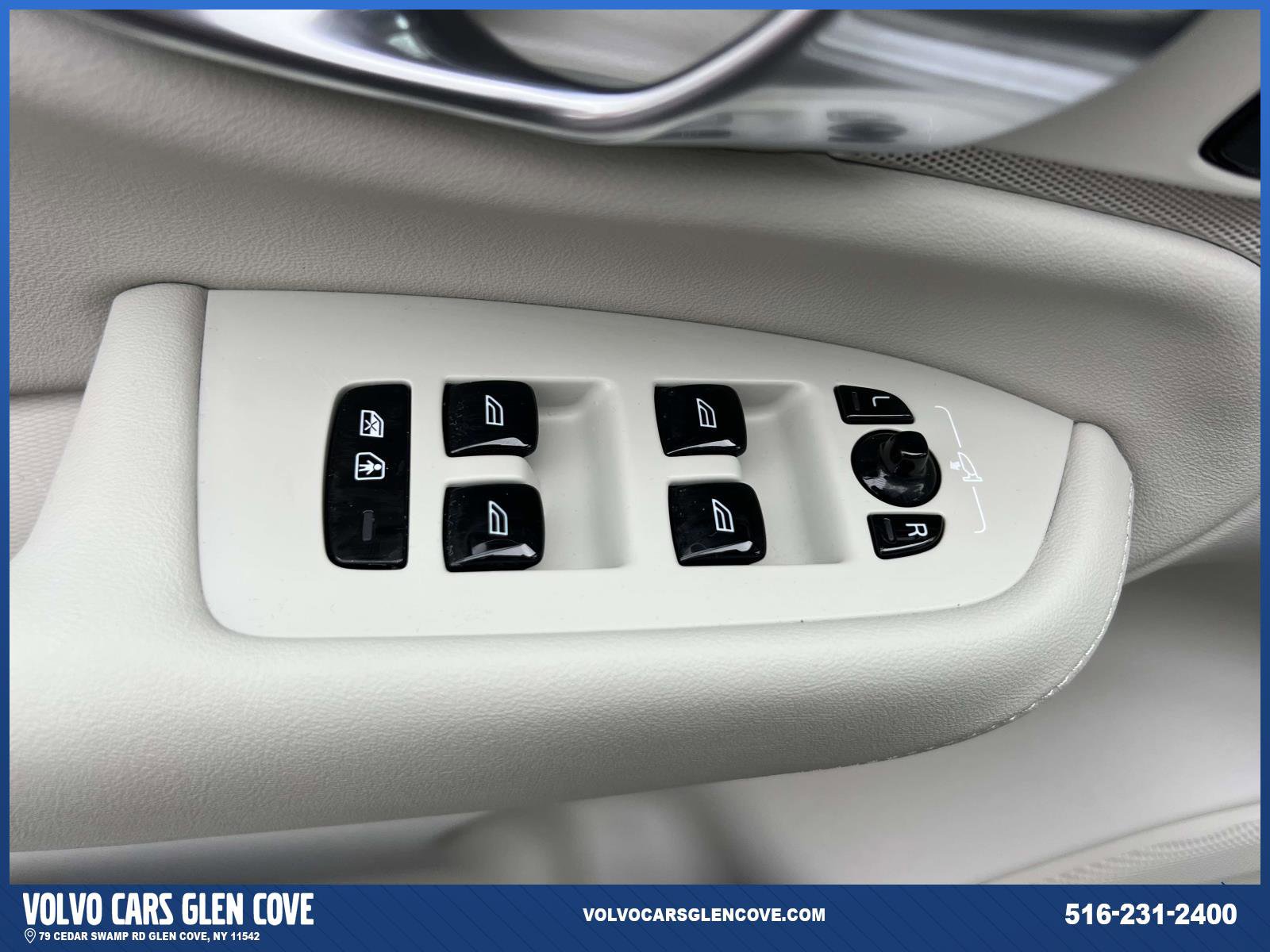 Used 2026 Volvo XC90 B6 Ultra w/ Protection Package image 16