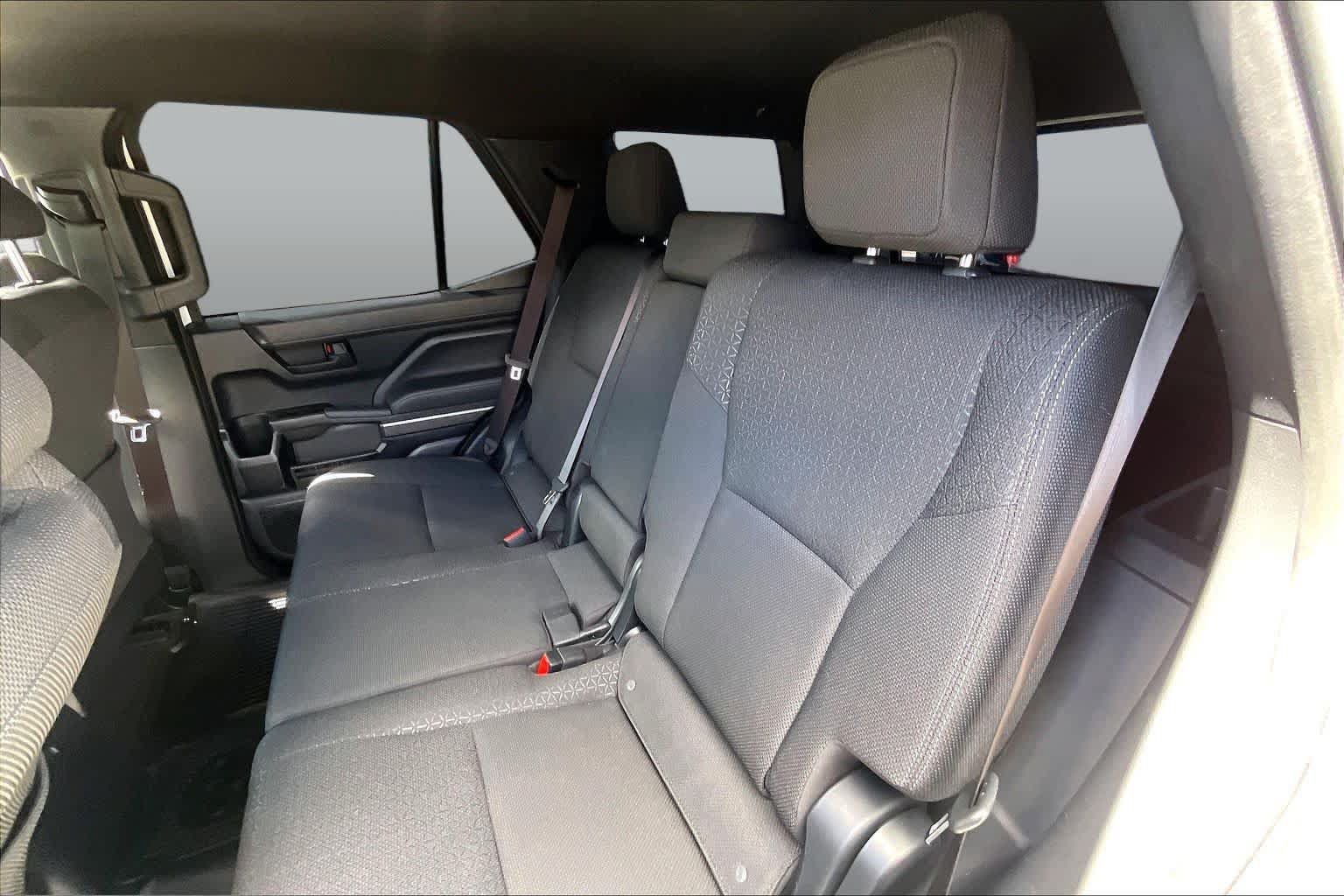 Used 2025 Toyota 4Runner SR5 RWD image 20