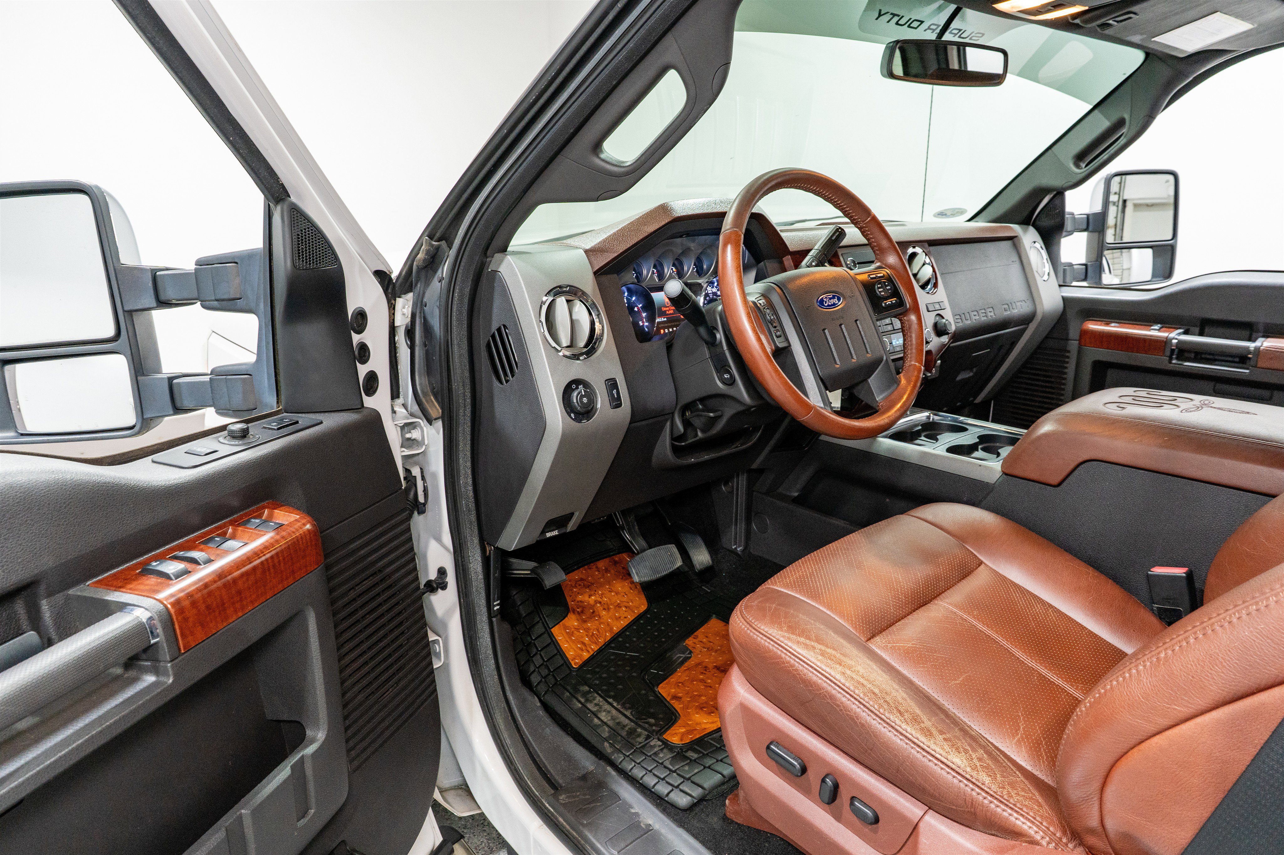 Used 2012 Ford F350 King Ranch w/ King Ranch w/Chrome Pkg image 14