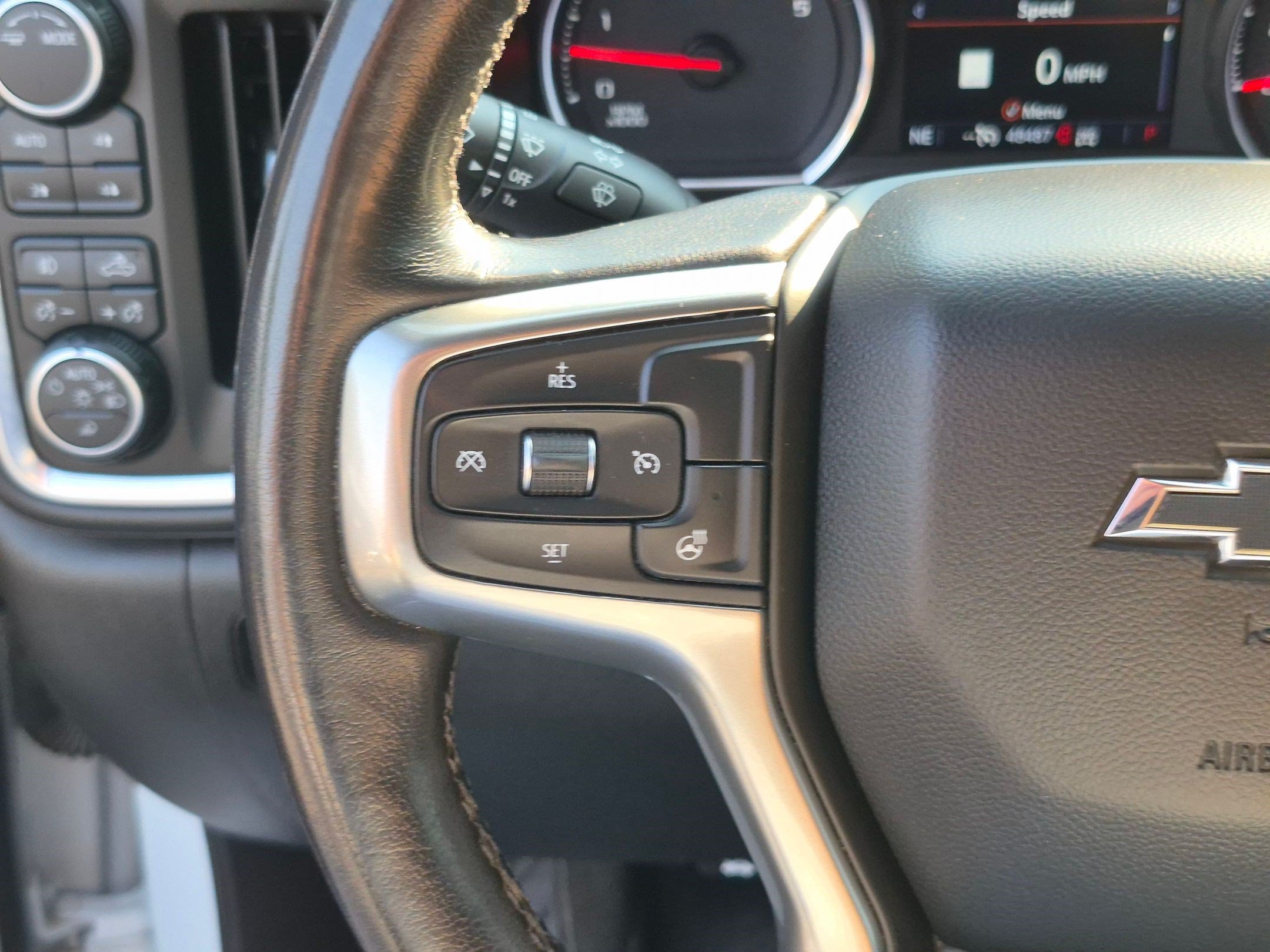 Used 2021 Chevrolet Silverado 2500 LTZ w/ LTZ Plus Package AWD/4WD image 19