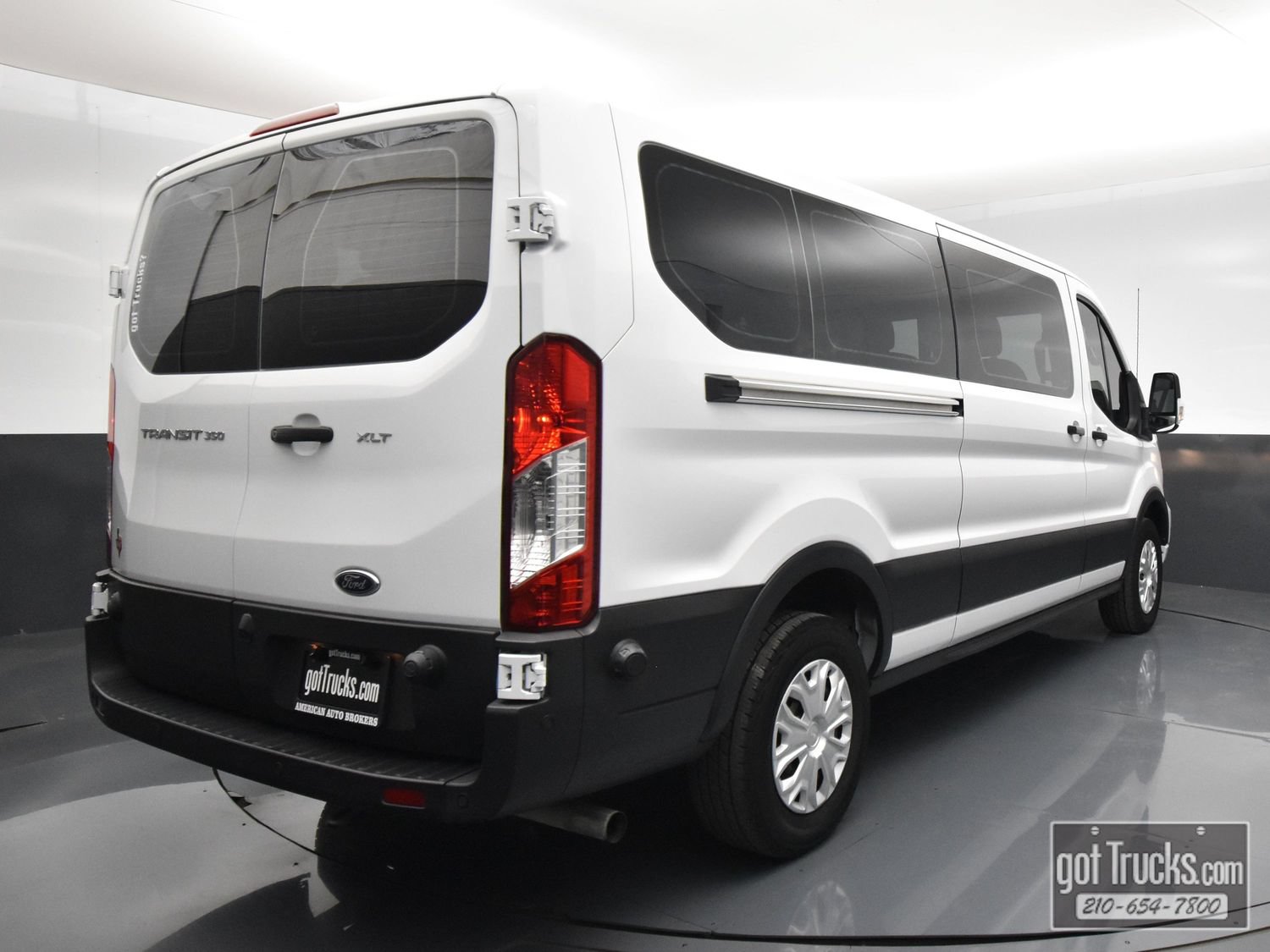 Used 2024 Ford Transit 350 XLT RWD image 51