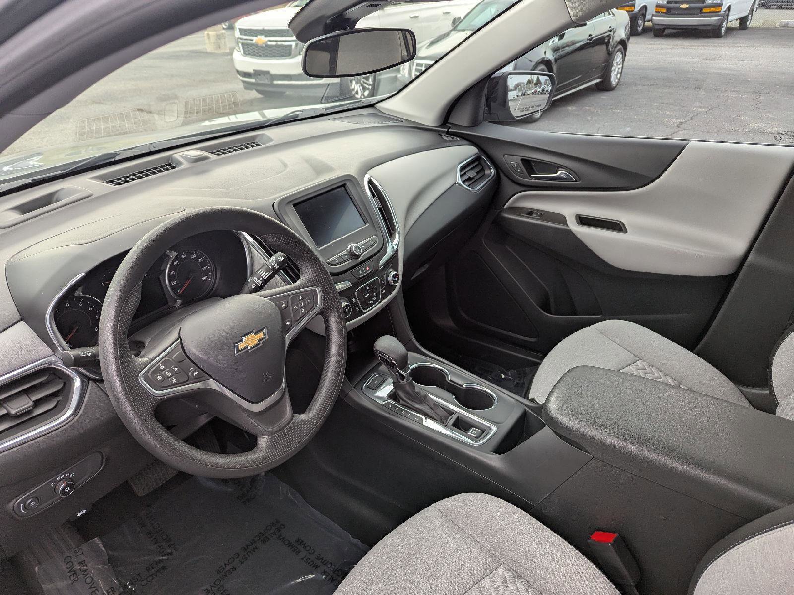 Used 2023 Chevrolet Equinox LS w/ LS Convenience Package image 13