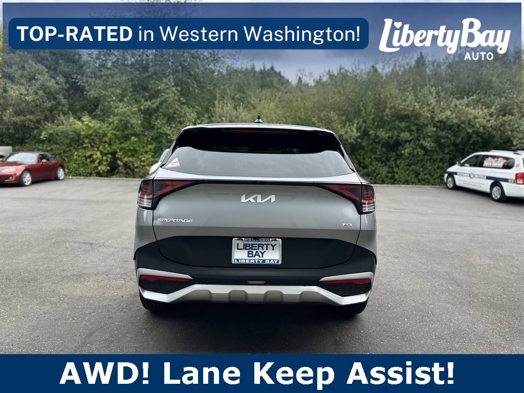 Used 2024 Kia Sportage LX image 7