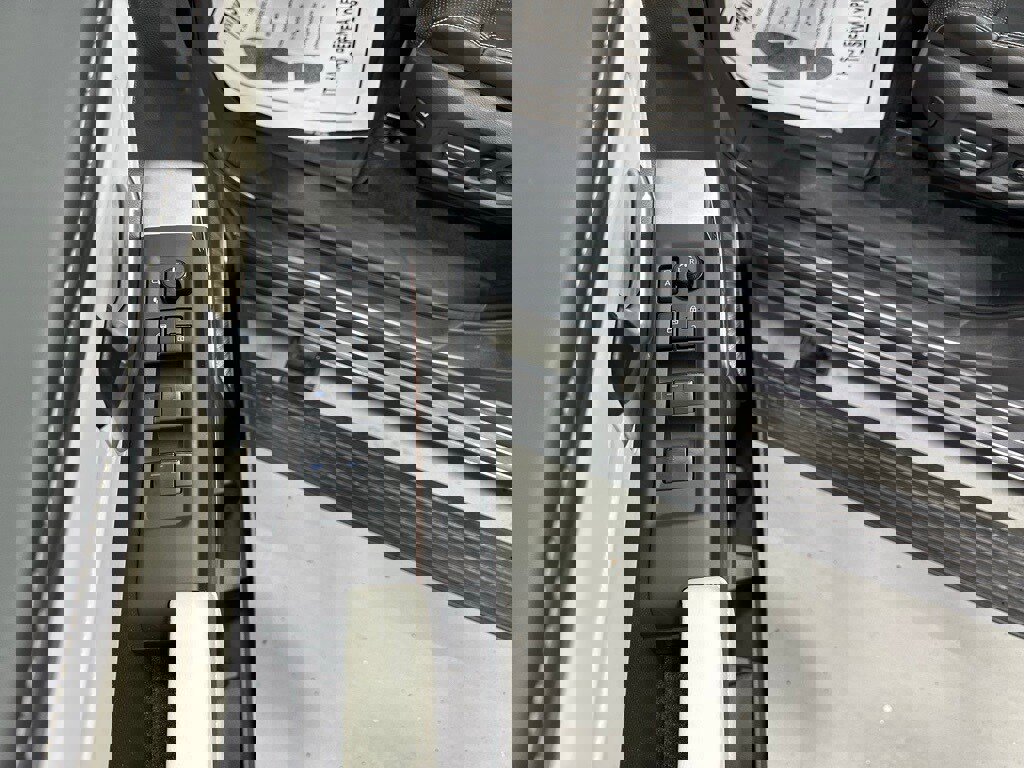 Used 2024 Toyota Sequoia Capstone image 9