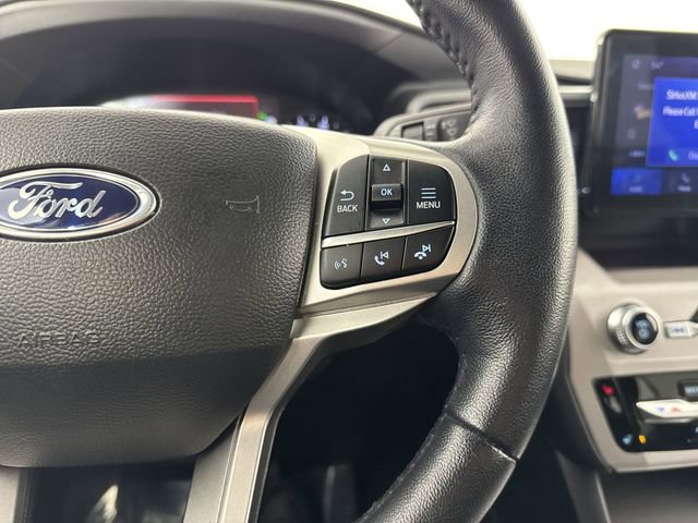 Used 2023 Ford Explorer XLT w/ Equipment Group 202A AWD/4WD image 13
