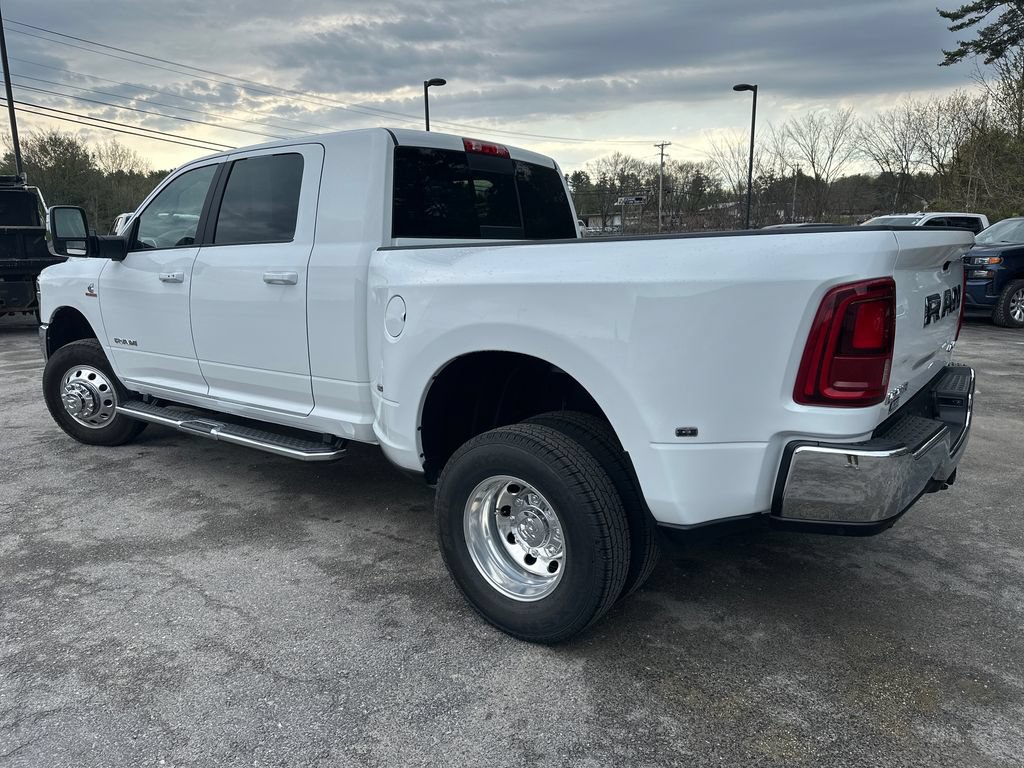 Used 2026 RAM 3500 Laramie AWD/4WD image 3