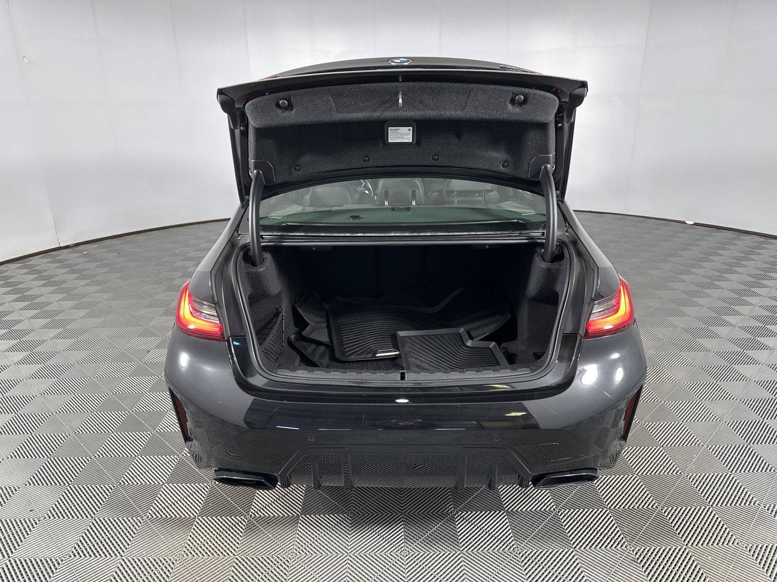 Used 2024 BMW M340i xDrive w/ Premium Package AWD/4WD image 24