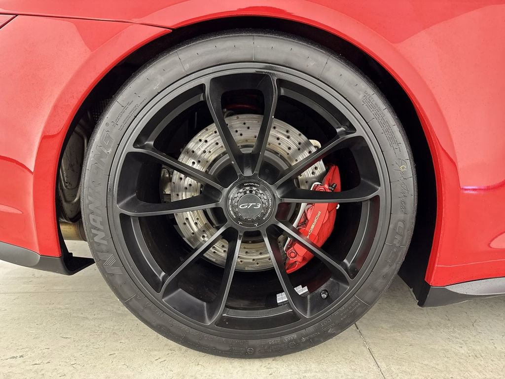 Certified 2018 Porsche 911 GT3 image 16