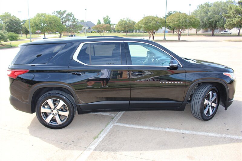 Used 2018 Chevrolet Traverse LT FWD image 6
