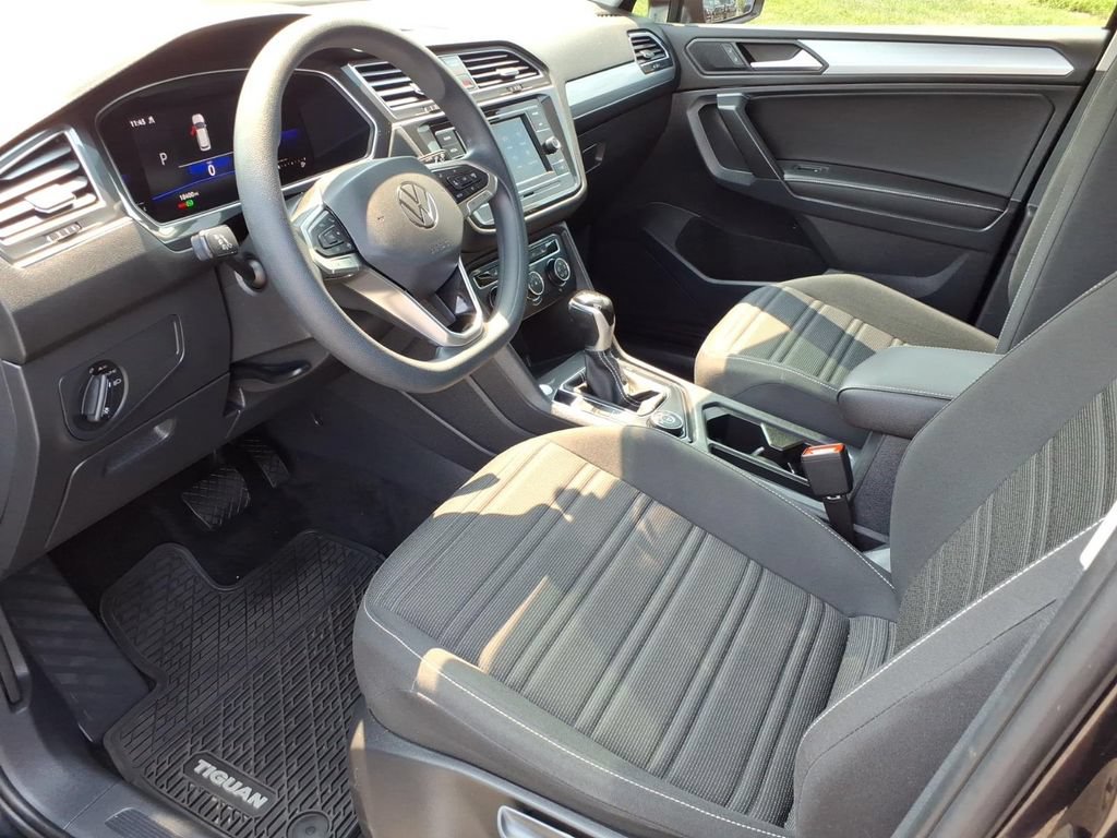 Used 2022 Volkswagen Tiguan S AWD/4WD image 13
