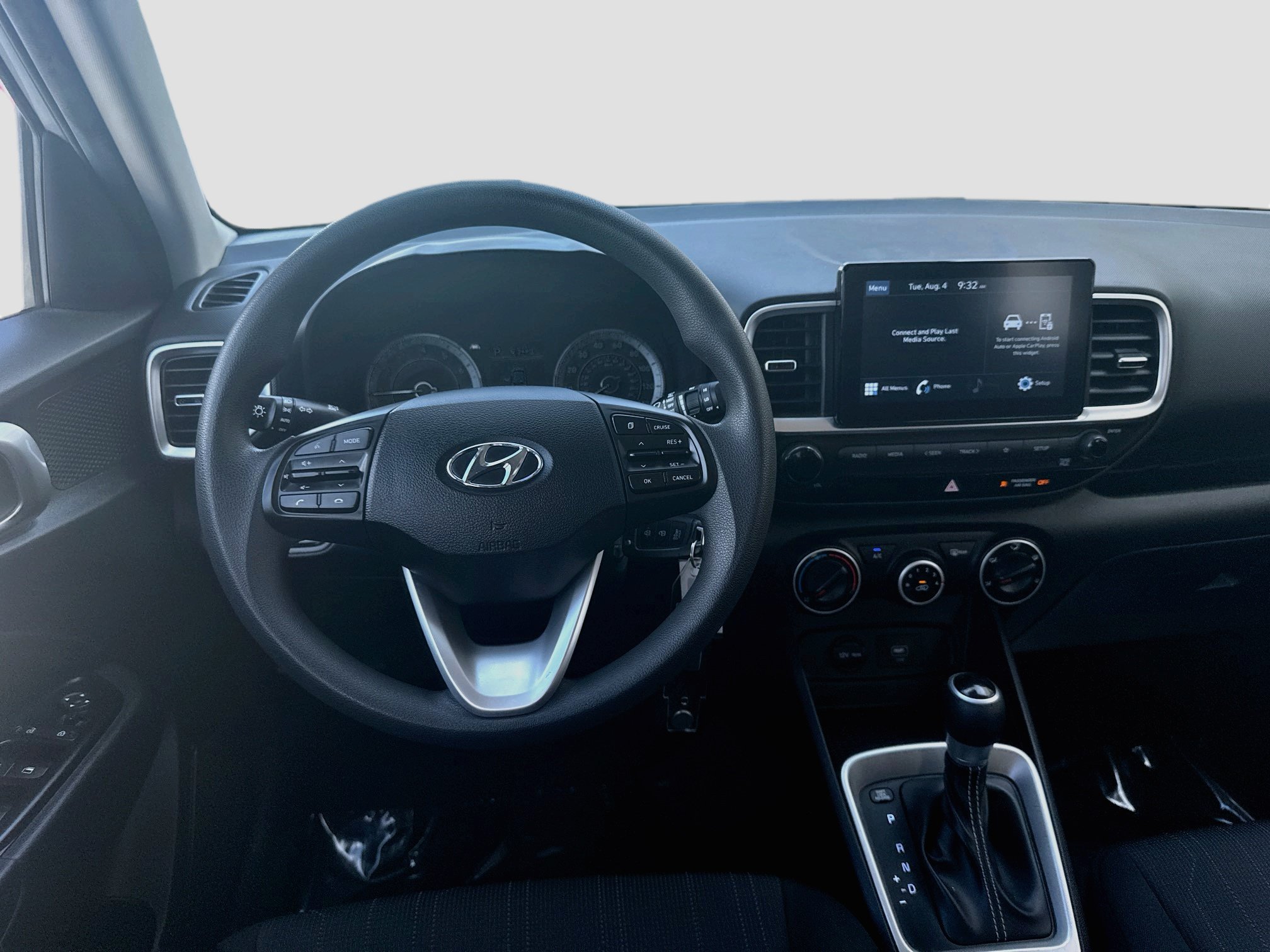 Used 2021 Hyundai Venue SE FWD image 18