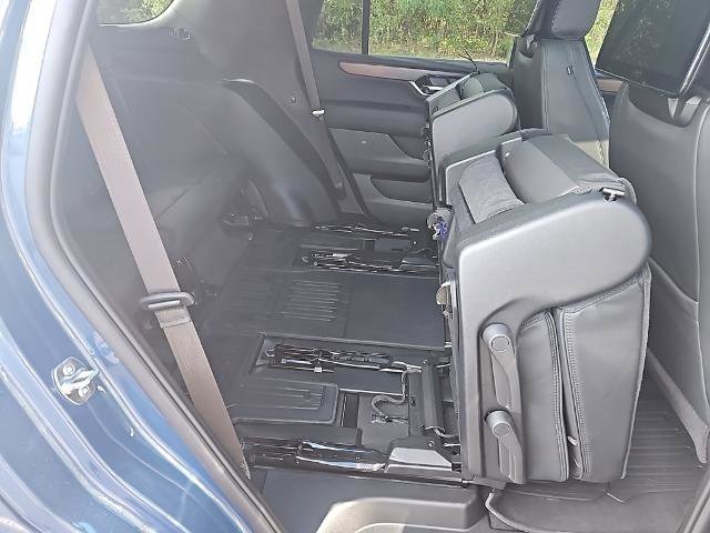 New 2026 GMC Yukon Denali w/ Advanced Technology Package image 31