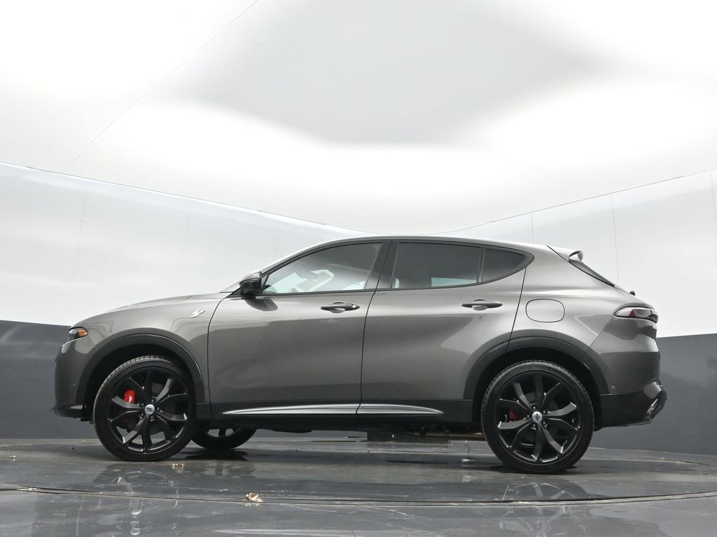 Used 2024 Dodge Hornet R/T w/ Track Pack image 32