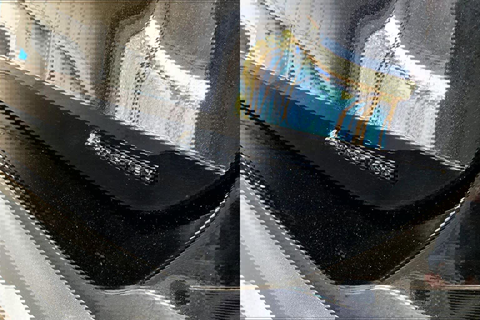 Used 2025 Volkswagen Tiguan SE image 34