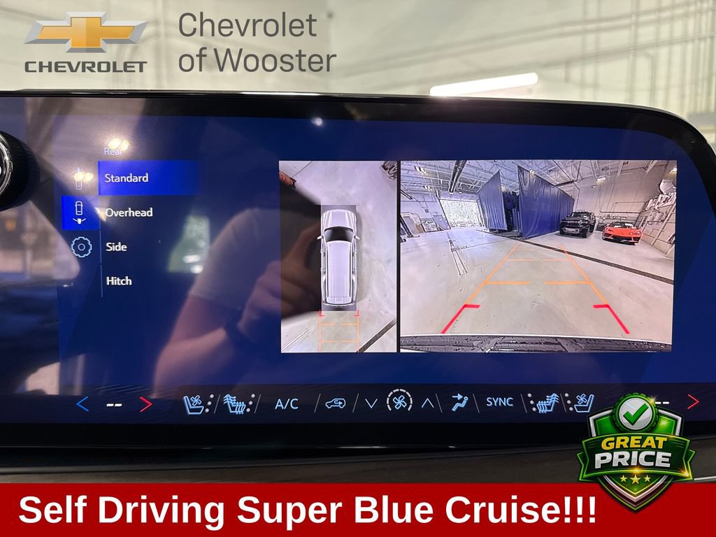 New 2026 Chevrolet Suburban High Country AWD/4WD image 17