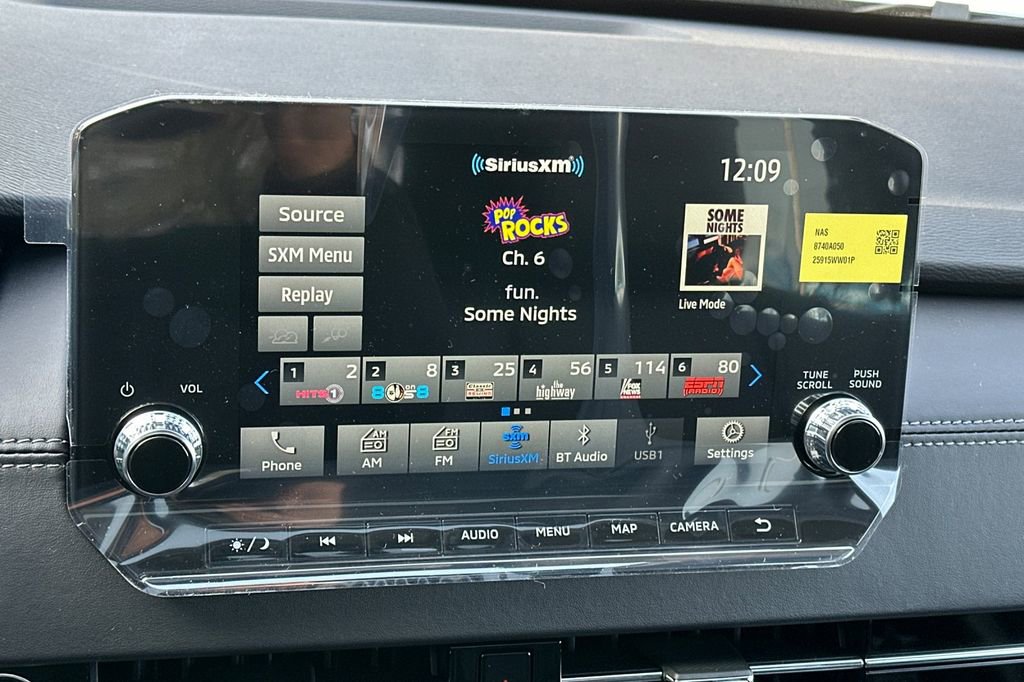 New 2025 Mitsubishi Outlander SE image 19