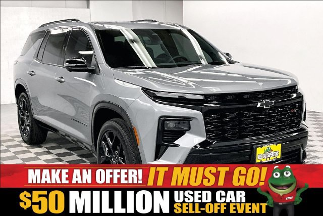 Used 2025 Chevrolet Traverse RS w/ LPO, Floor Liner Package AWD/4WD image 1