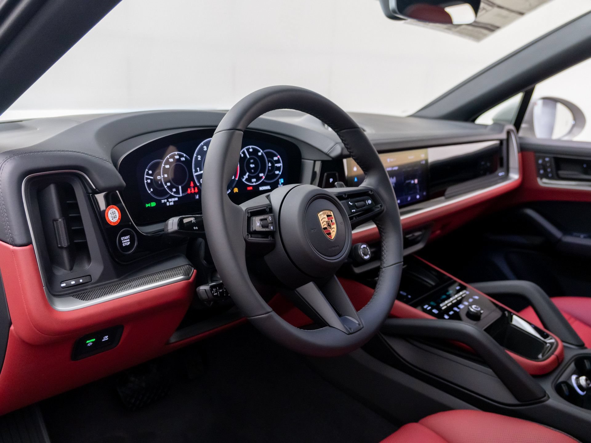 New 2026 Porsche Cayenne Coupe AWD/4WD image 4