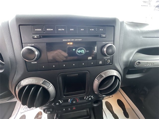 Used 2018 Jeep Wrangler Sport image 25