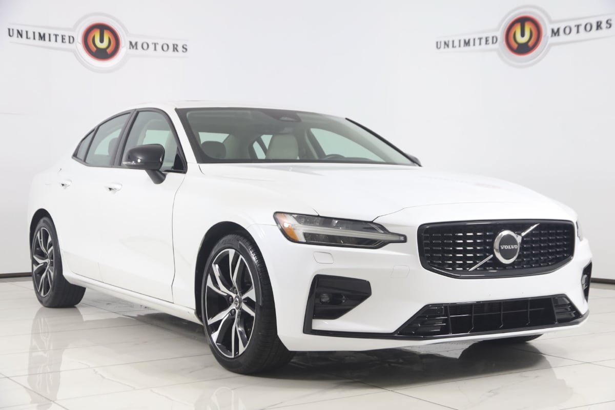 Used 2024 Volvo S60 B5 Core w/ Climate Package FWD image 20