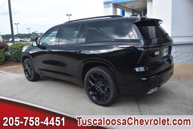 New 2026 Chevrolet Traverse RS w/ LPO, Floor Liner Package FWD image 7