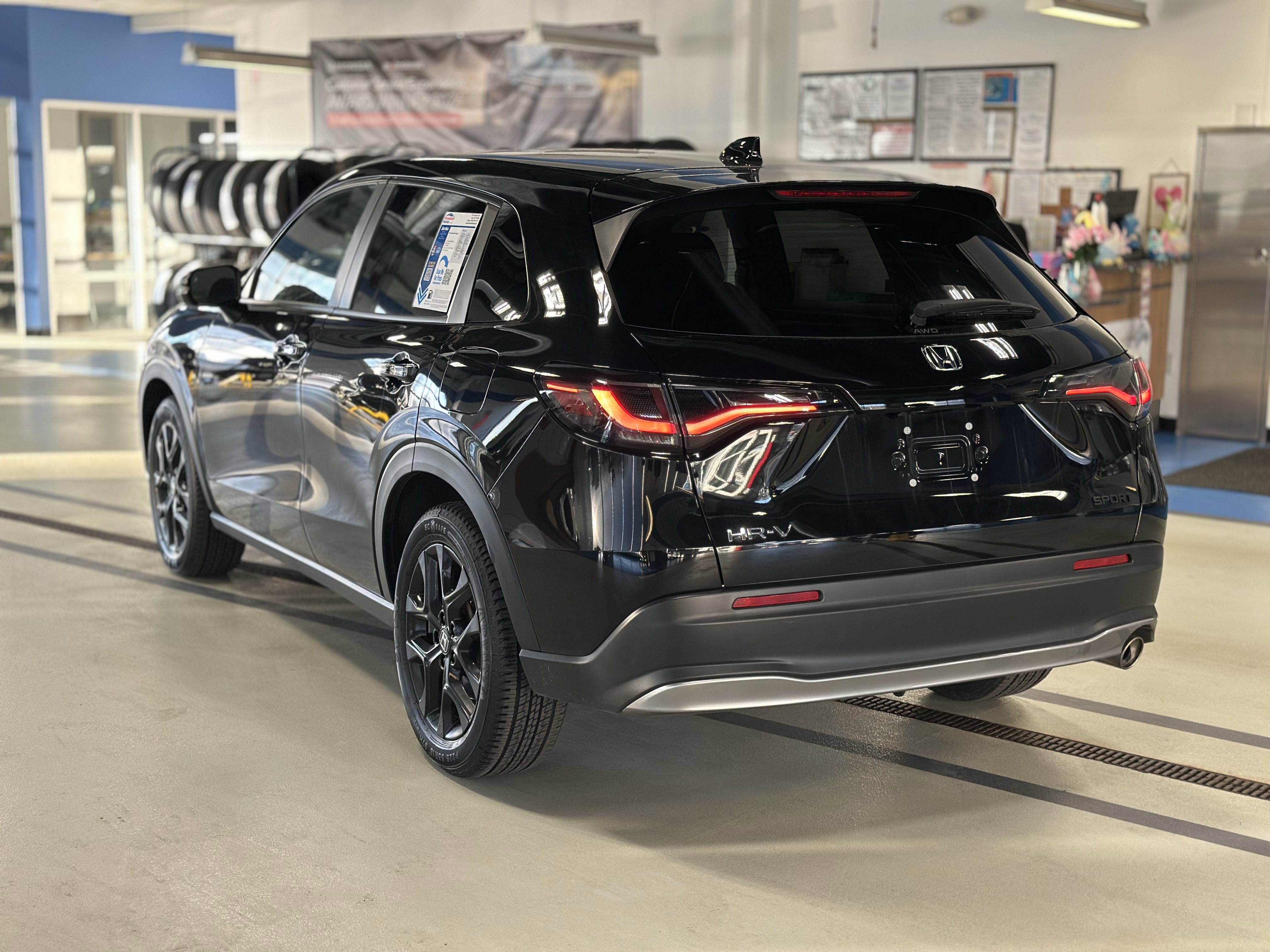 Used 2024 Honda HR-V Sport image 7