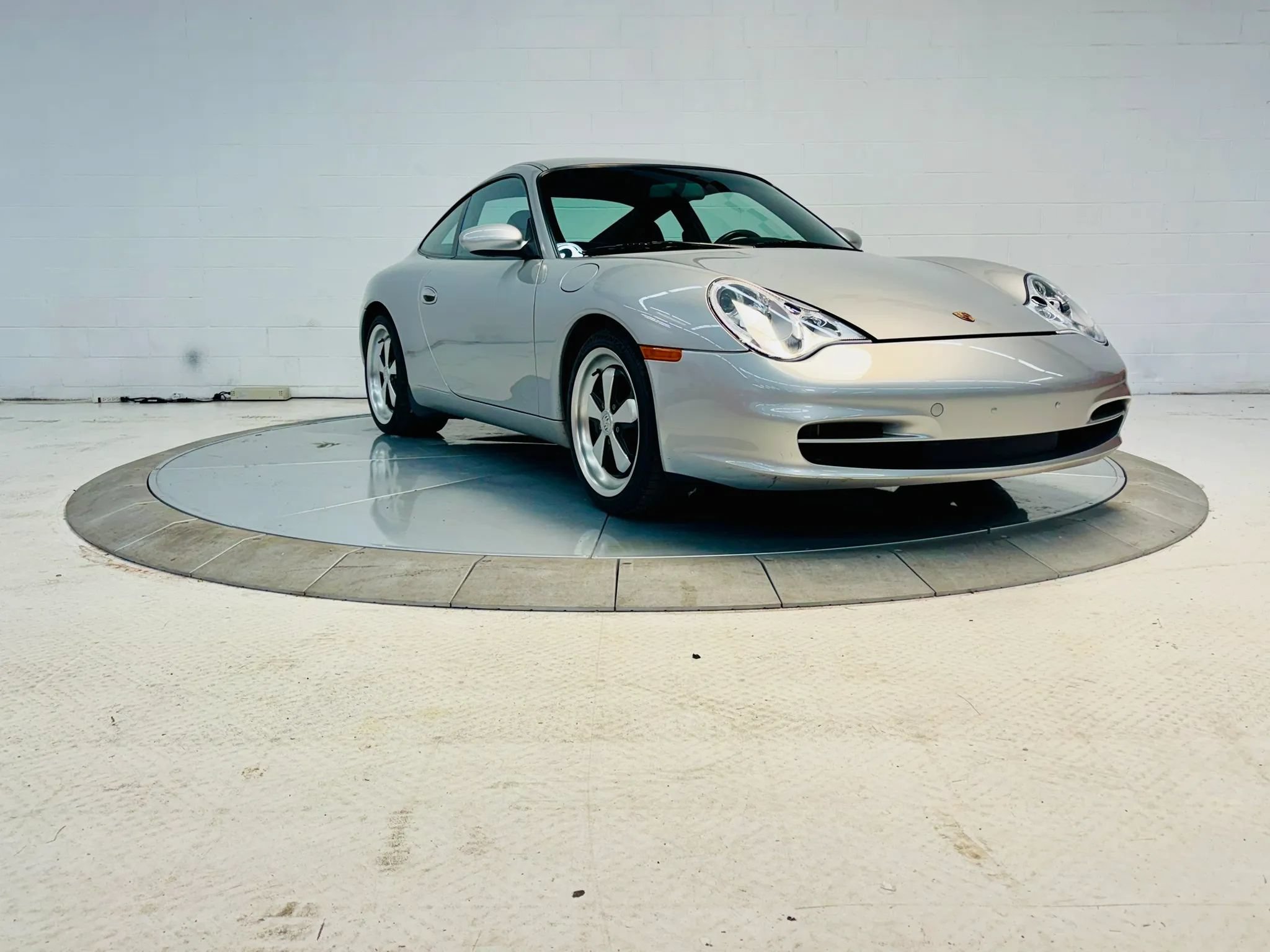Used 2002 Porsche 911 GT3 RS image 14