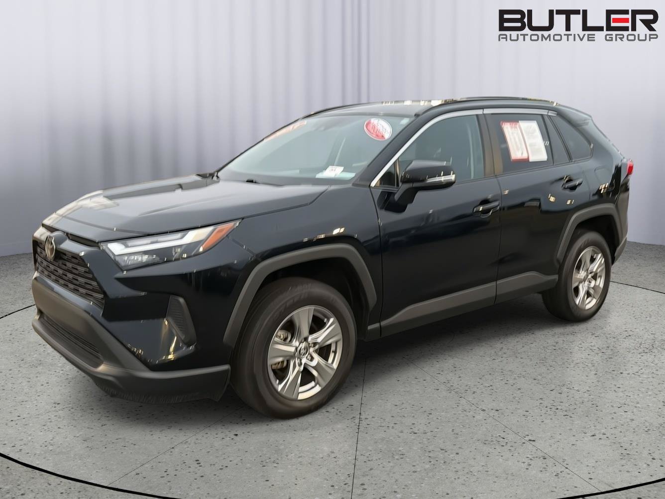 Certified 2023 Toyota RAV4 XLE FWD image 1