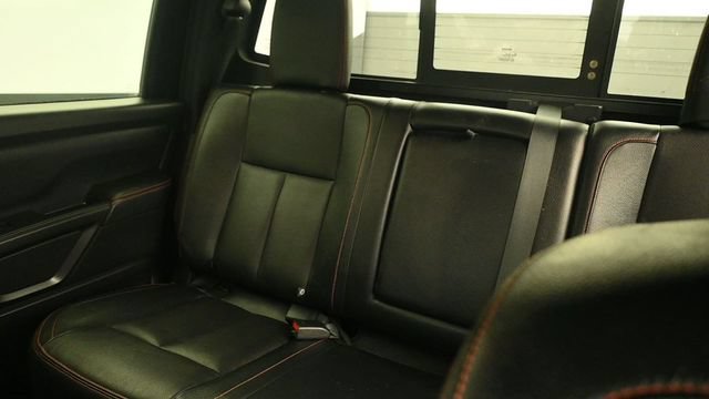 Used 2021 Nissan Titan PRO-4X w/ Pro-4x Convenience Package AWD/4WD image 23