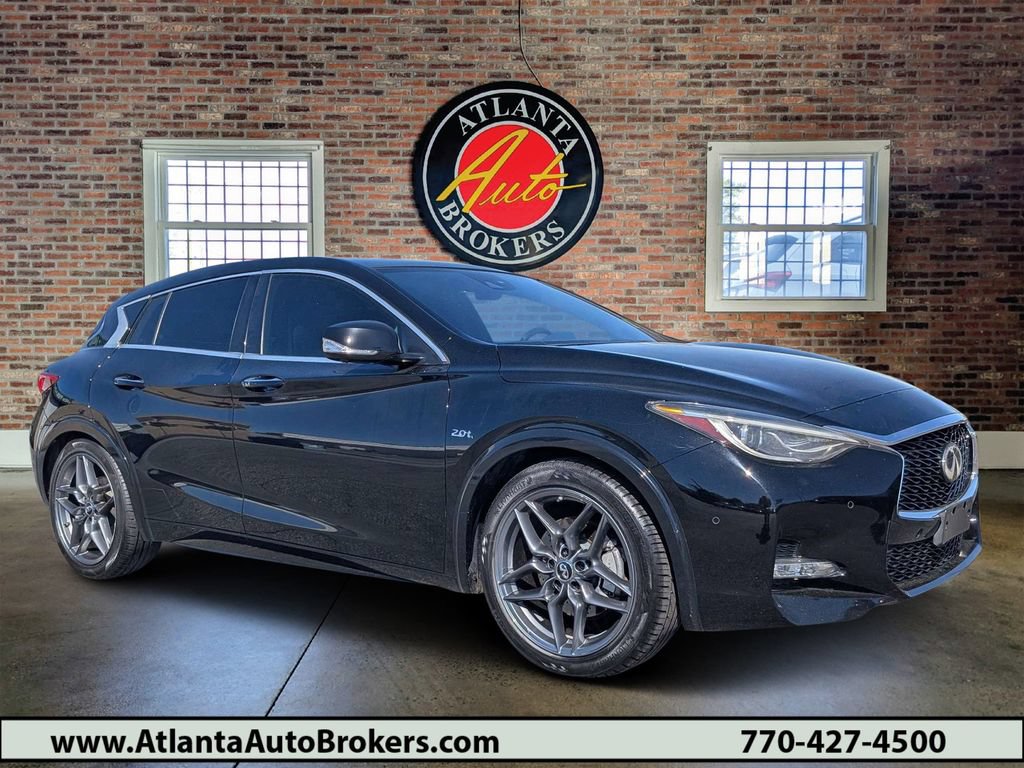 Used 2017 INFINITI QX30 Sport w/ Sport Leather Package FWD image 1