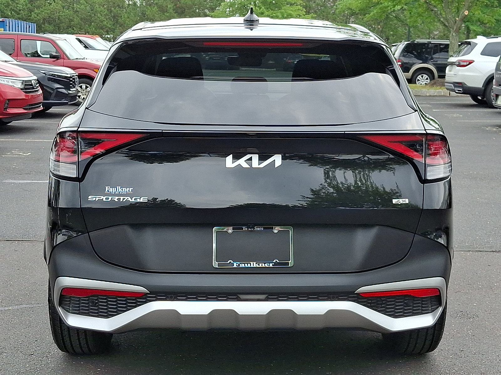 Used 2024 Kia Sportage LX AWD/4WD image 5