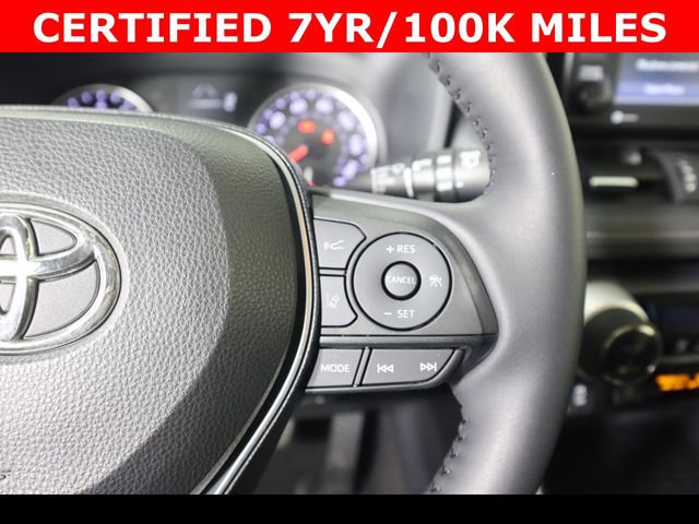 Used 2020 Toyota RAV4 XLE Premium image 26