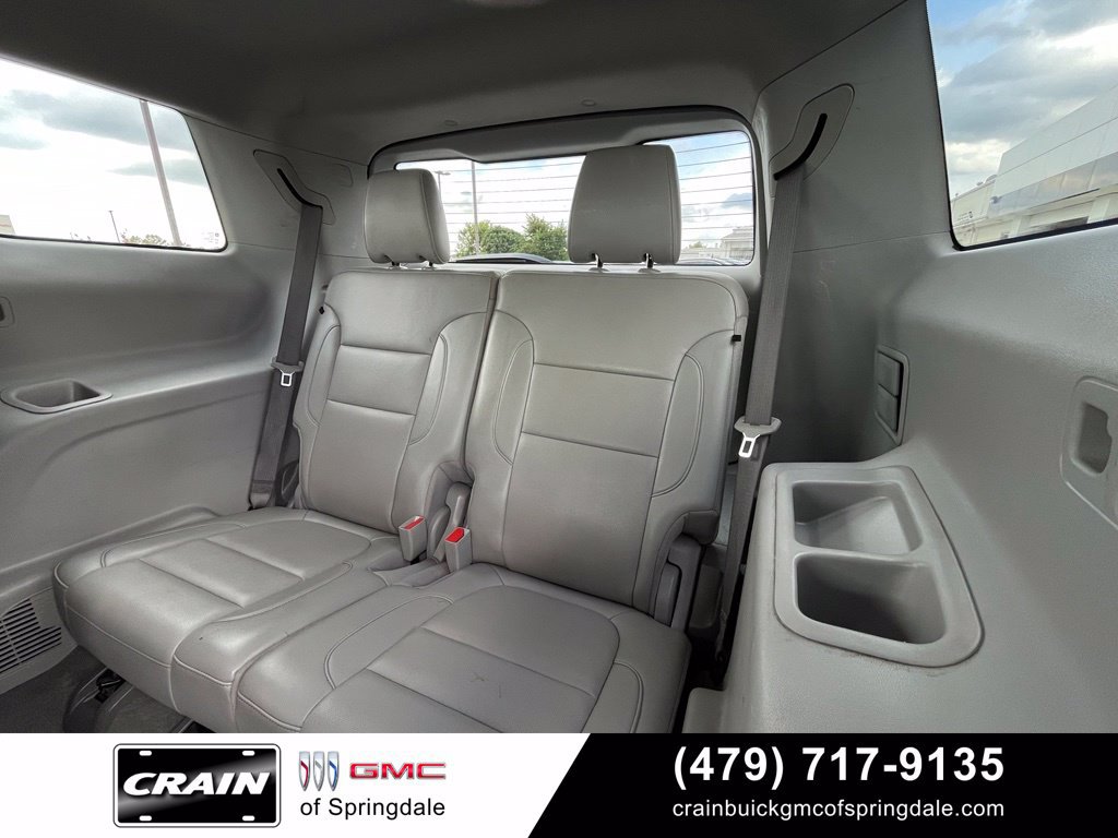 Used 2023 GMC Acadia SLT FWD image 26