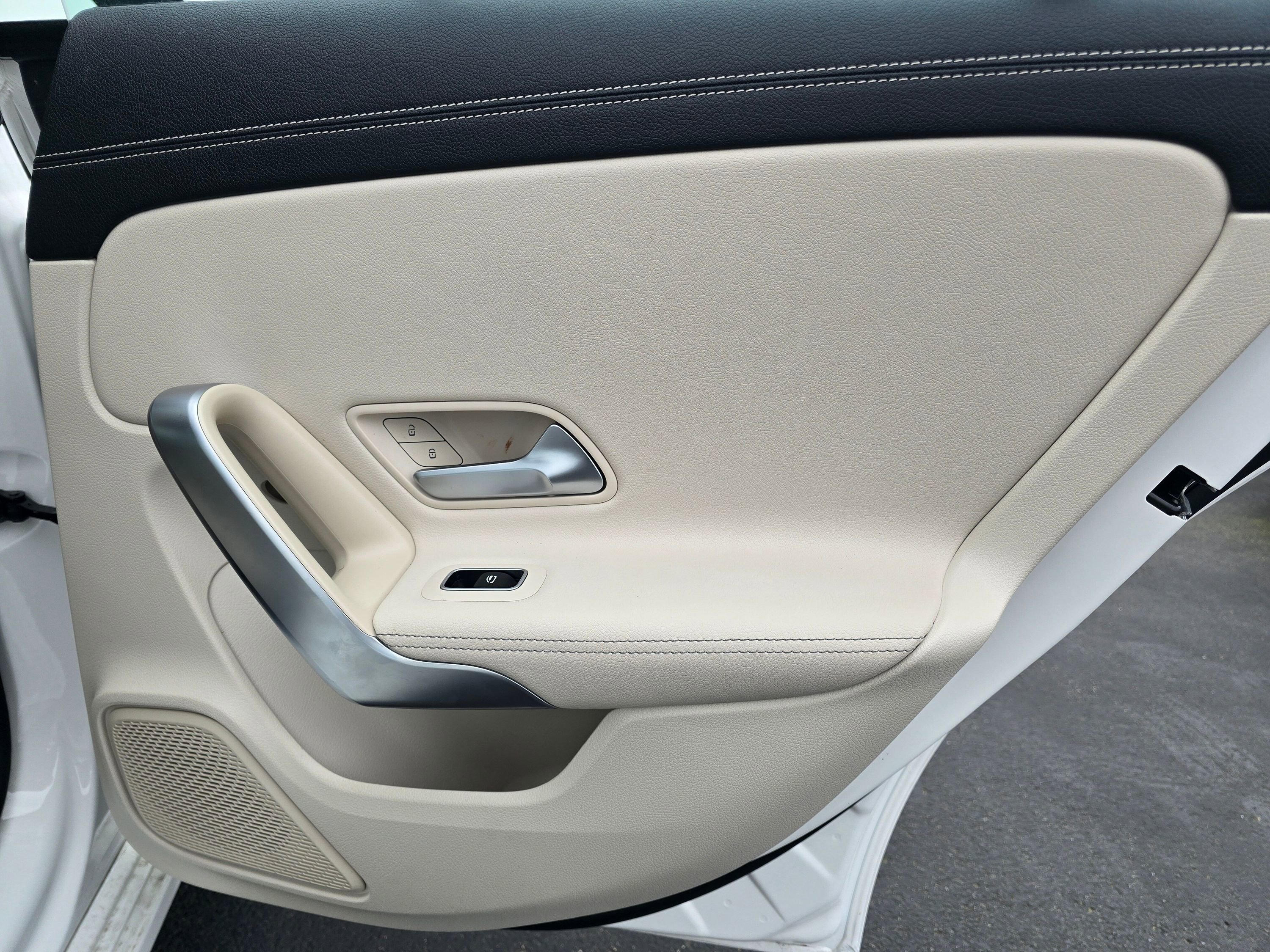 Used 2025 Mercedes-Benz CLA 250 4MATIC image 24