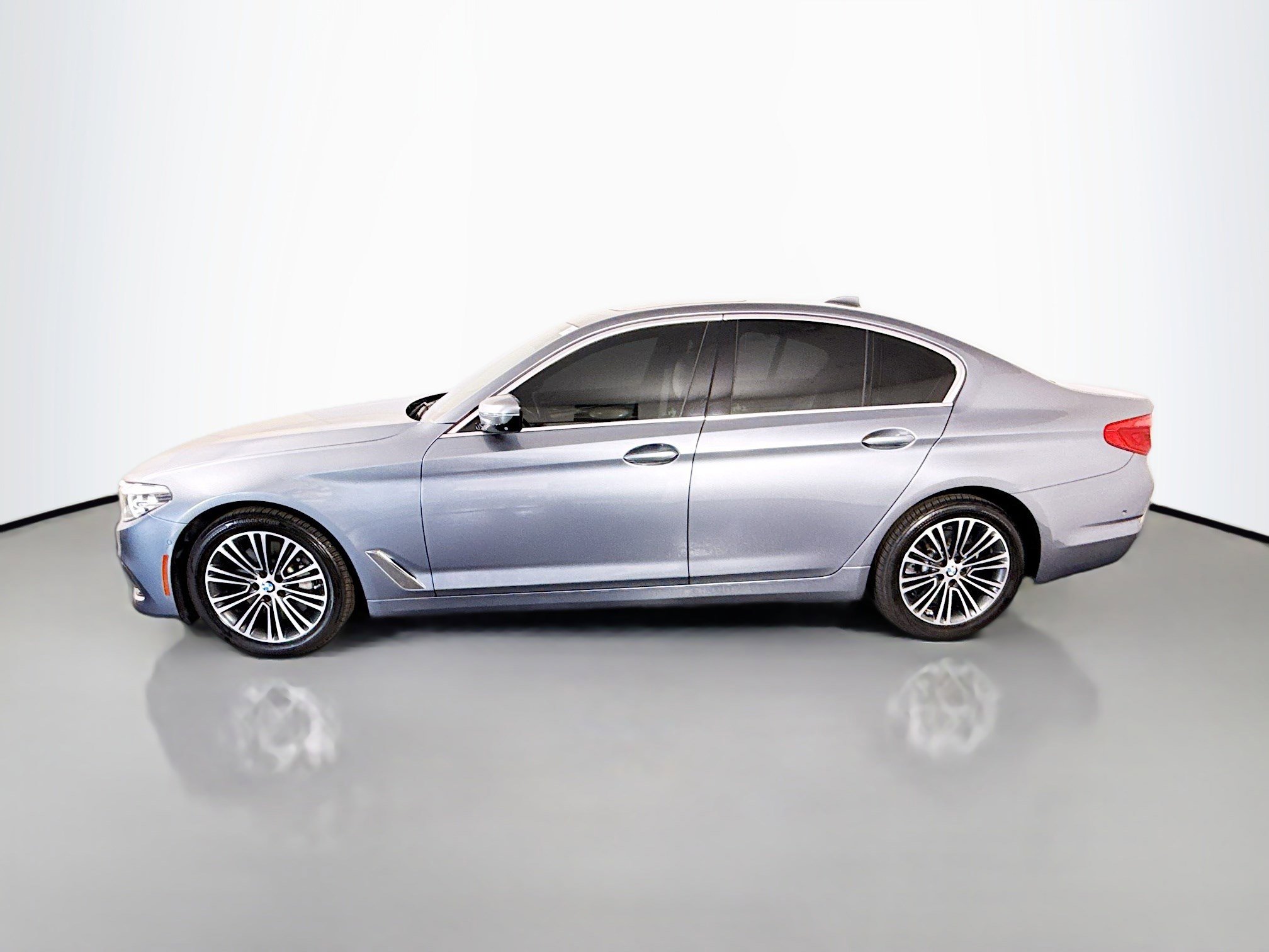 Used 2019 BMW 530i RWD image 6