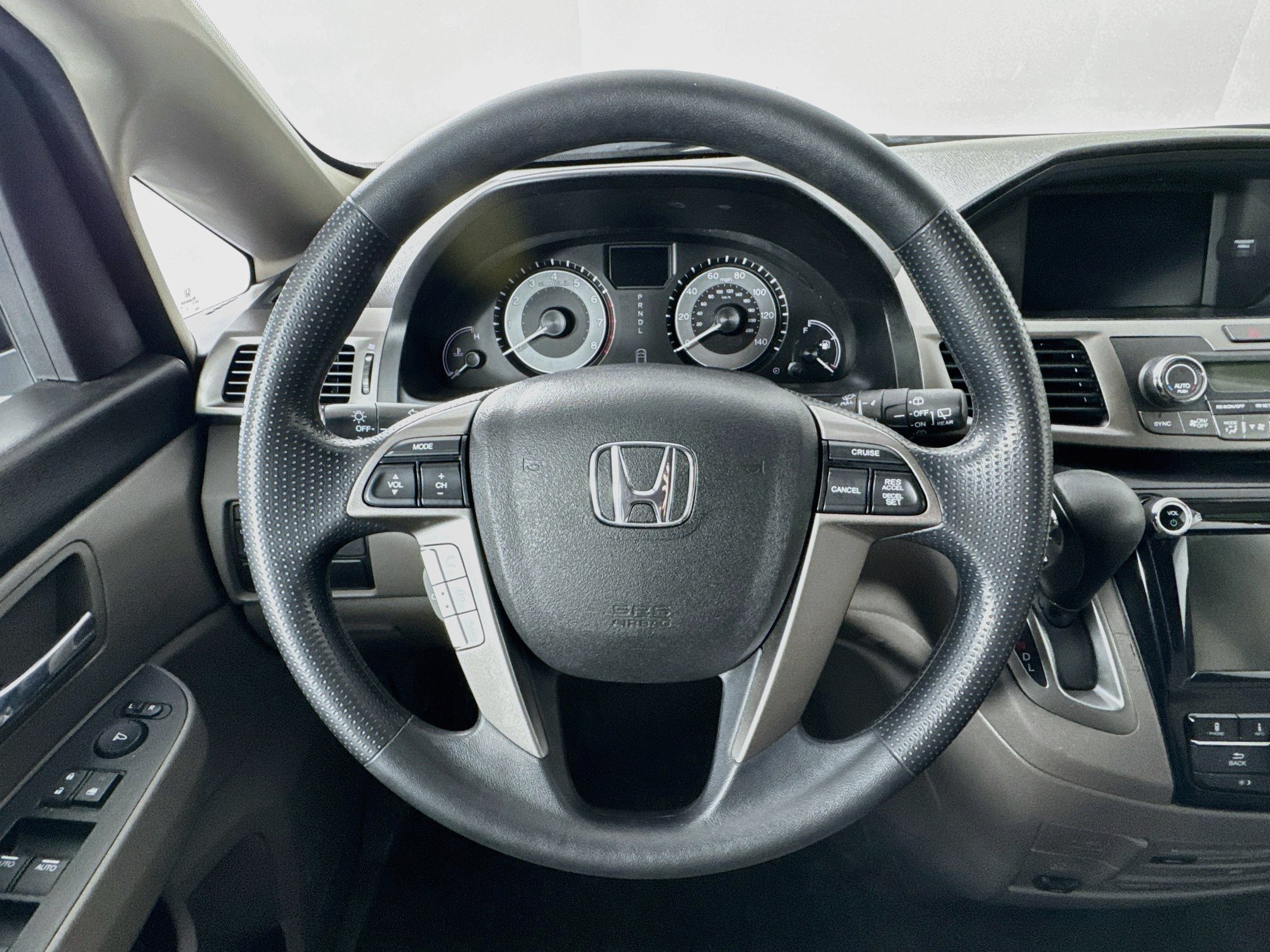 Used 2016 Honda Odyssey SE image 11