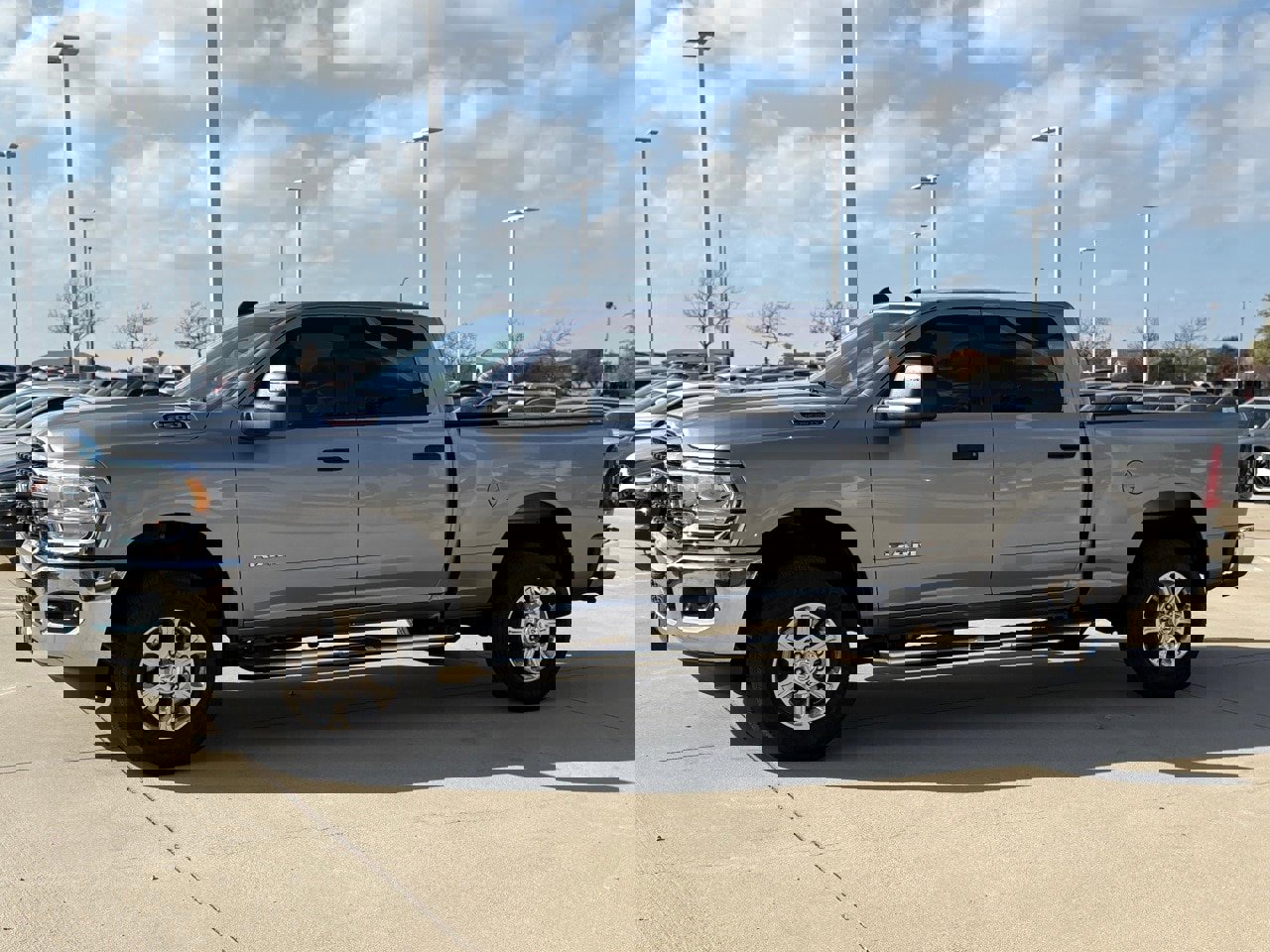 Used 2024 RAM 2500 Big Horn w/ Safety Group image 5